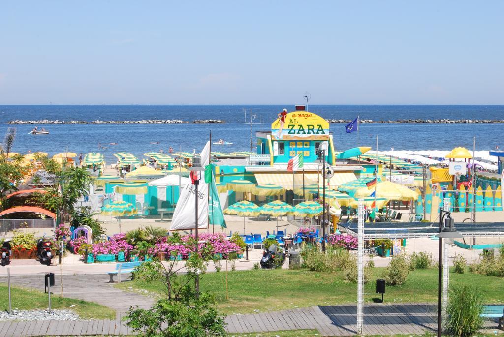 Depandance Hotel Jole Cesenatico Værelse billede